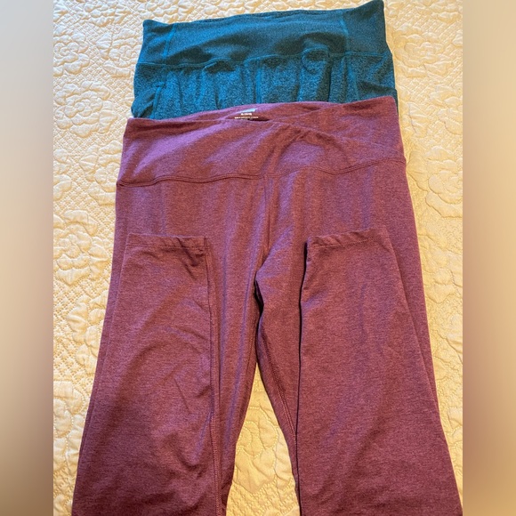 Set of Two High-Waisted Leggings in Teal and Burgundy - Picture 1 of 1